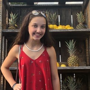 Meet your Posher, Phoebe